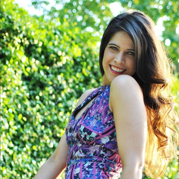 Meet your Posher, Amy - Picture 1 of 1